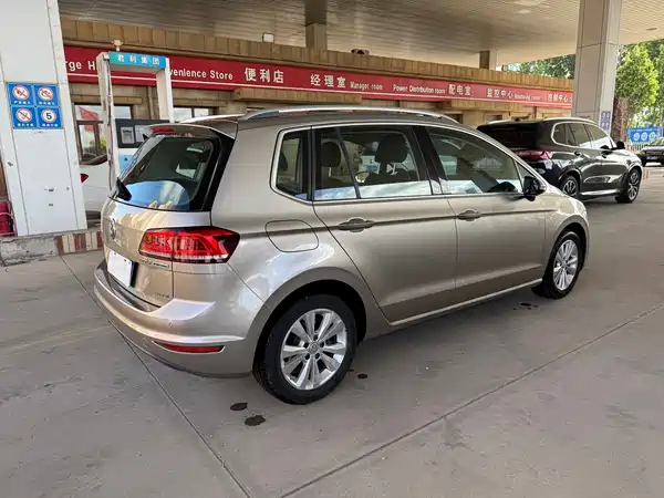Volkswagen Golf Jialu 2016