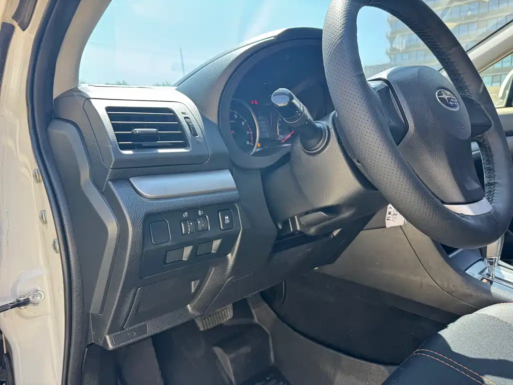 Subaru XV 2014 — фото 14