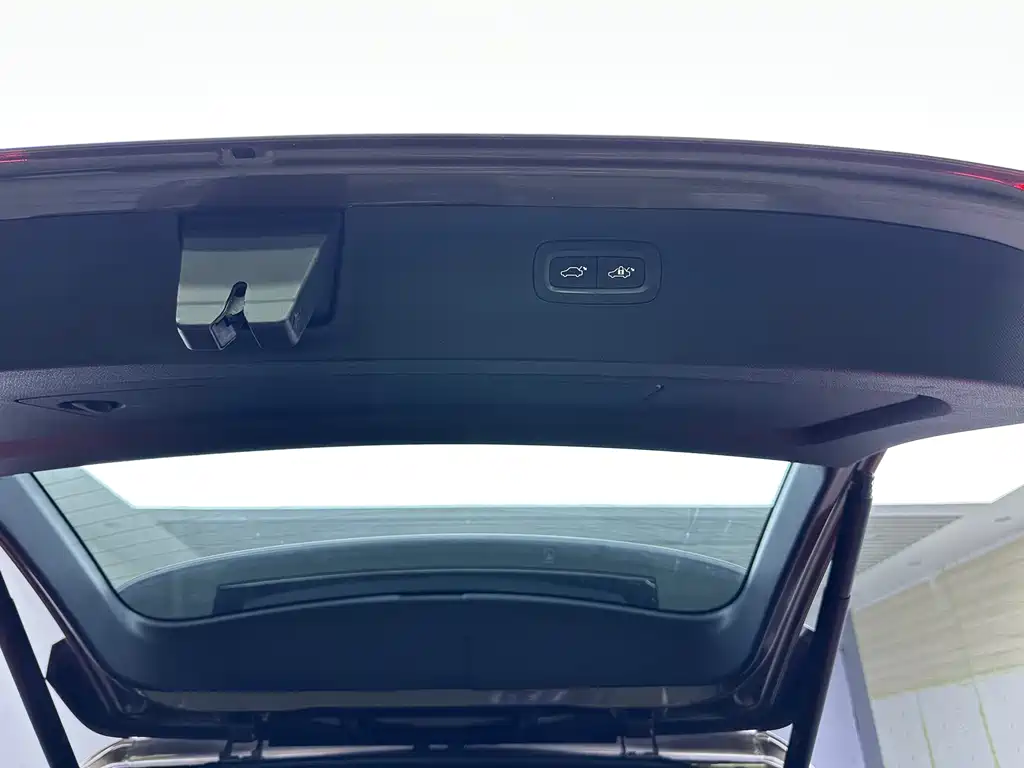 Volvo XC90 2015 — фото 17