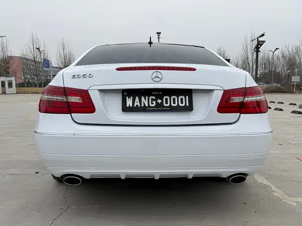 Mercedes-Benz E-Class 2009