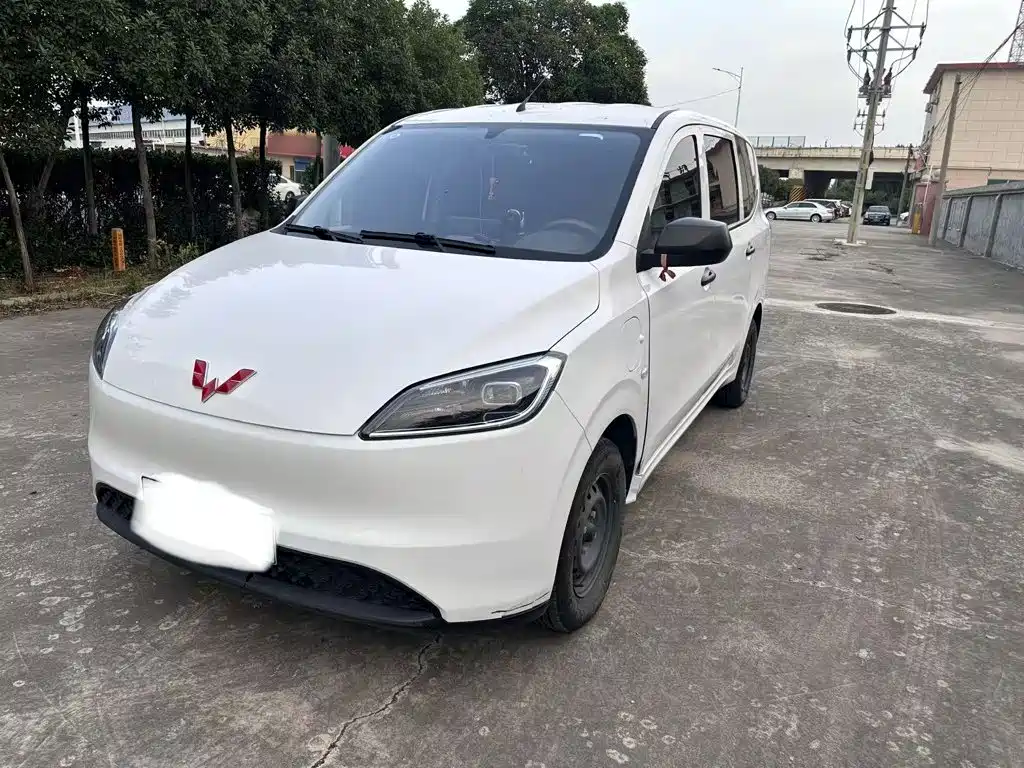 Wuling Hongguang New Energy 2025 — фото 1