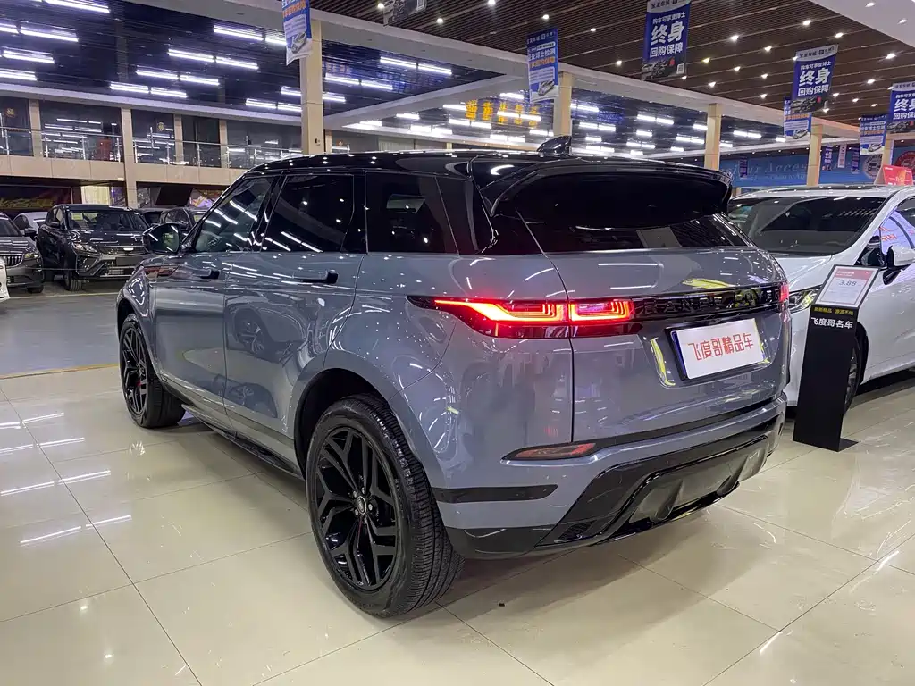 Land Rover Evoque 2021 — фото 9