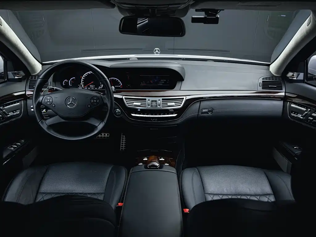 Mercedes-Benz S-Class AMG 2013 — фото 10