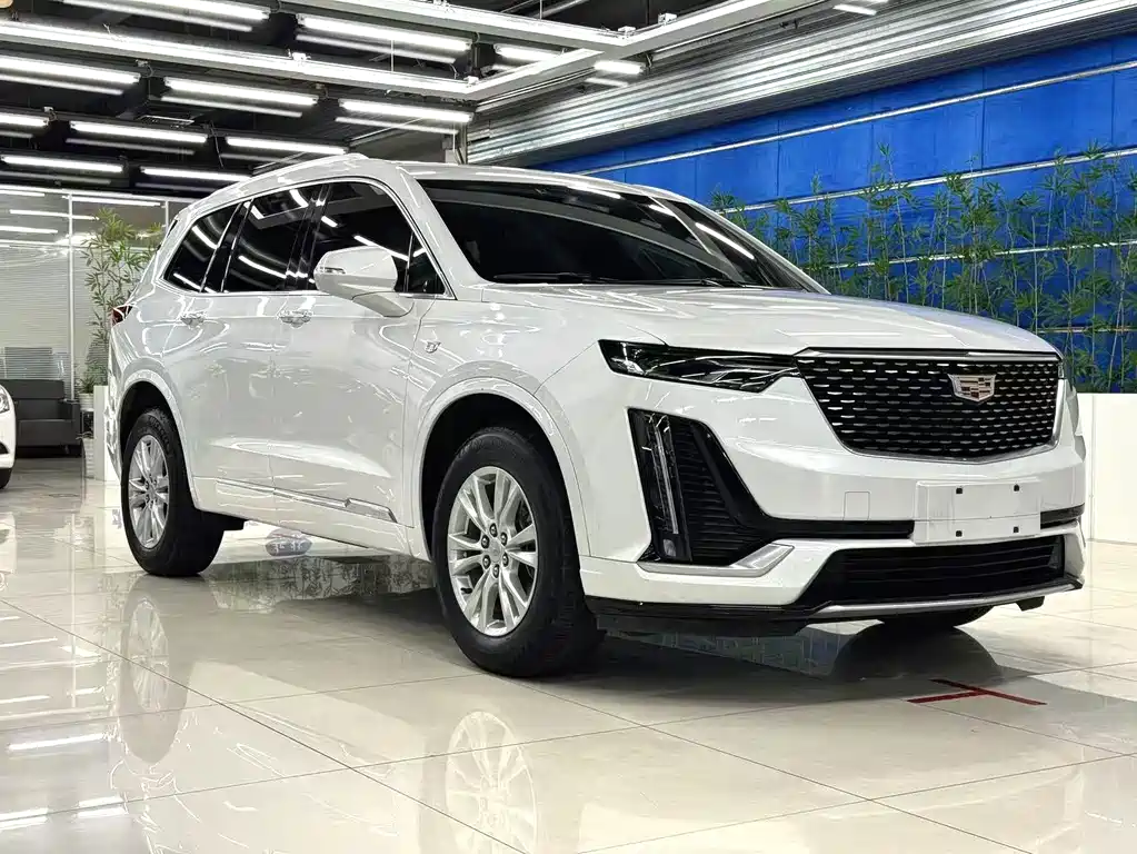 Cadillac XT6 2021 — фото 3