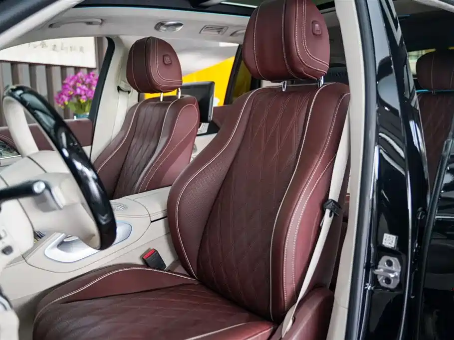 Mercedes-Benz GLS 2025 — фото 16