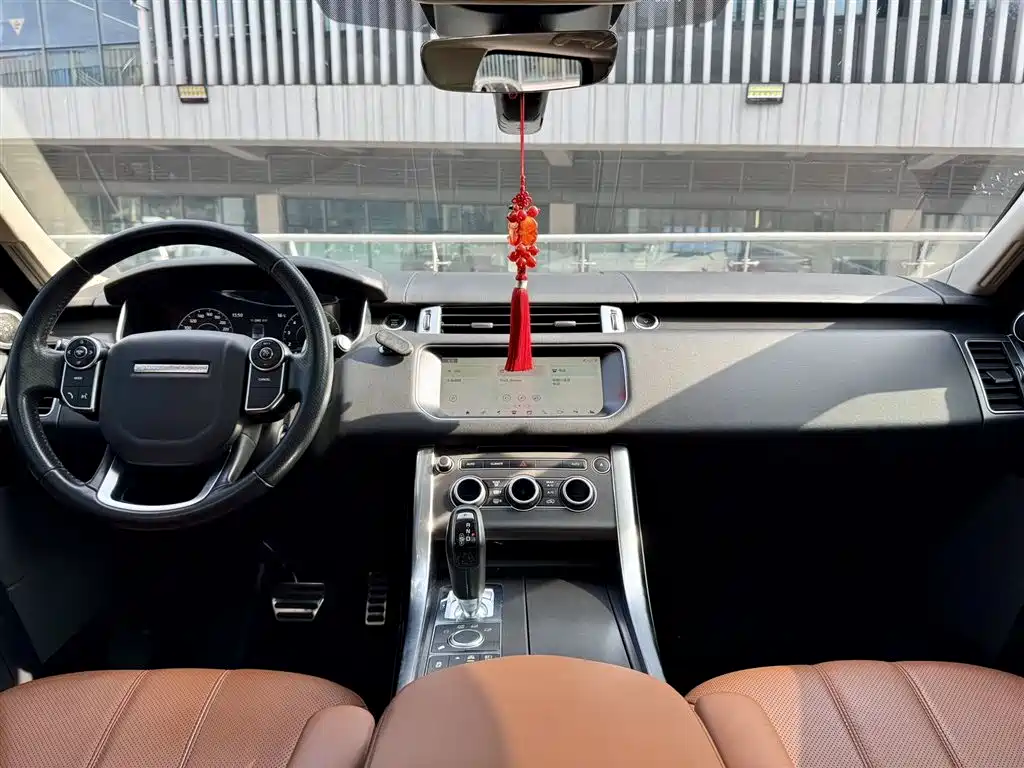 Land Rover Sport 2017 — фото 11