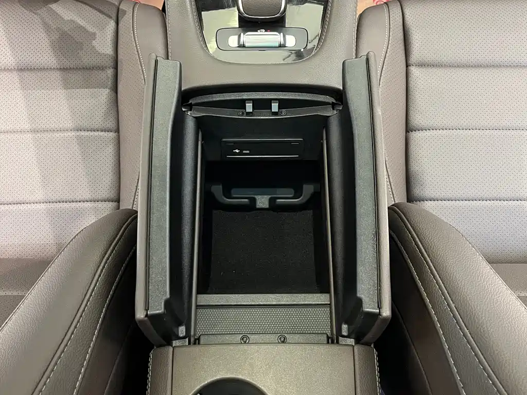 Mercedes-Benz GLE 2020 — фото 19