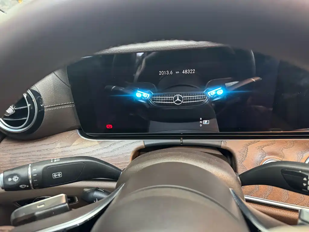 Mercedes-Benz E-Class 2021 — фото 17