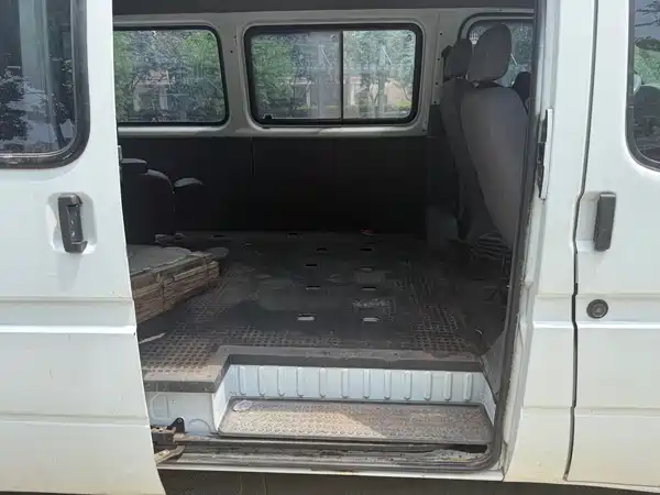 Ford Classic Transit 2016