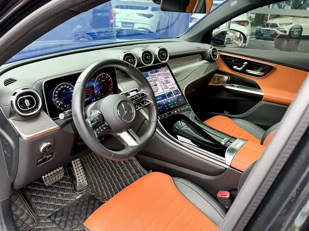 Mercedes-Benz GLC Coupe 2024 — фото 7