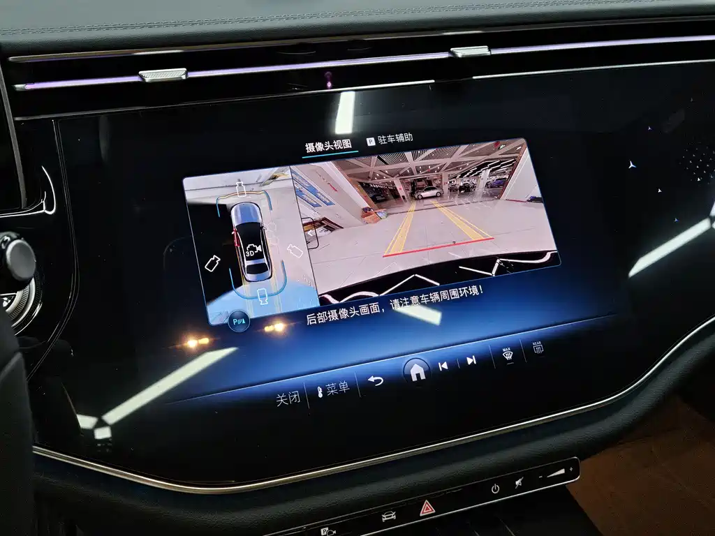 Mercedes-Benz E-Class 2025 — фото 14