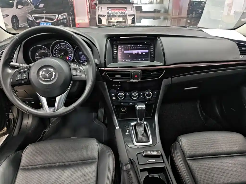 Mazda Atenza 2016 — фото 10