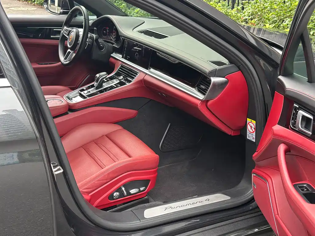 Porsche Panamera 2018 — фото 12