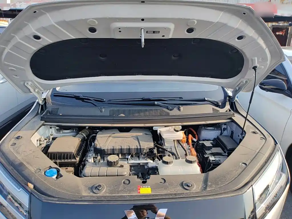 Wuling Starlight 730 New Energy 2025 — фото 20