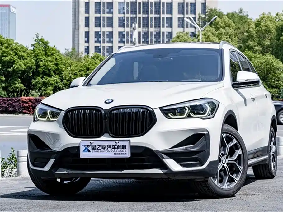 BMW X1 2021 — фото 3