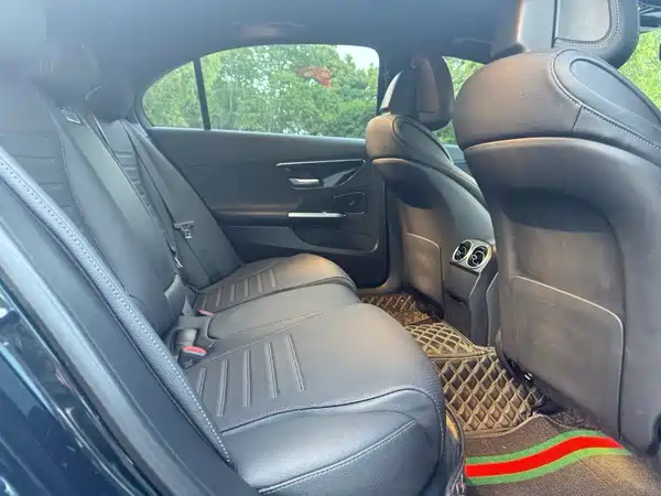 Mercedes-Benz C-Class 2023