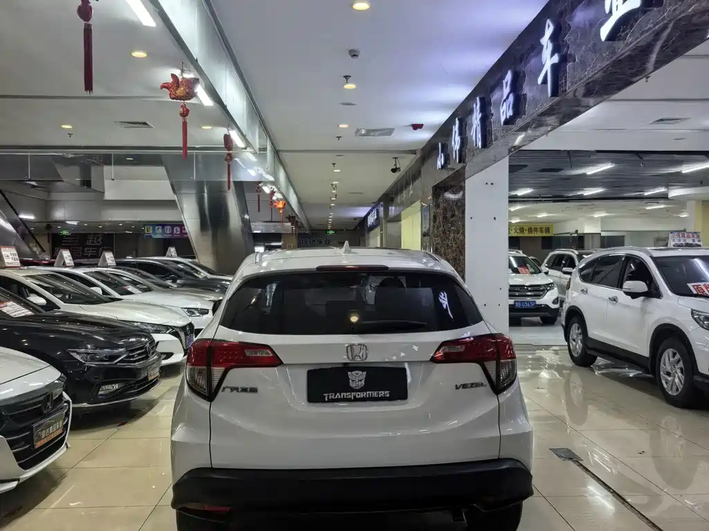 Honda Vezel 2021 — фото 10