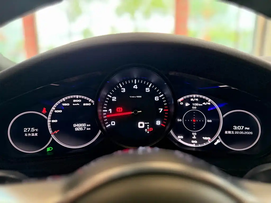 Porsche Cayenne 2019 — фото 14