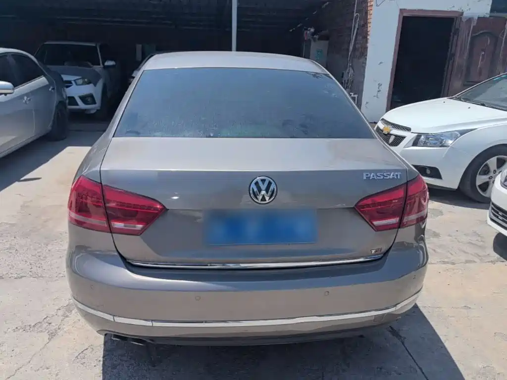 Volkswagen Passat 2015 — фото 6
