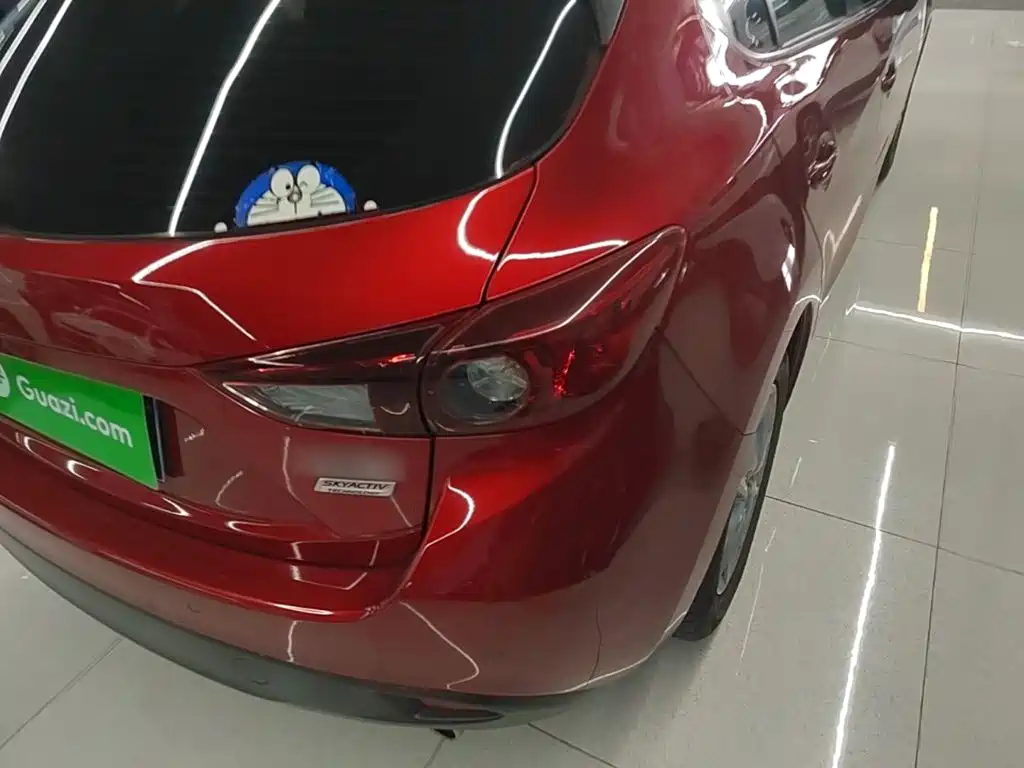 Mazda 3 Axela 2016 — фото 8