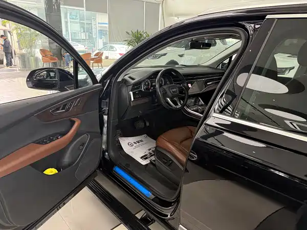 Audi Q7 2021