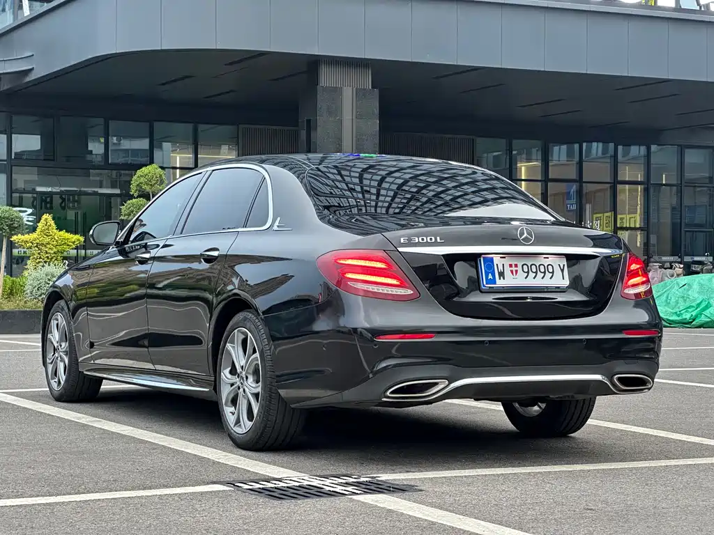 Mercedes-Benz E-Class 2020 — фото 5