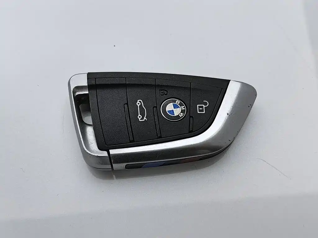 BMW 1 Series 2022 — фото 19