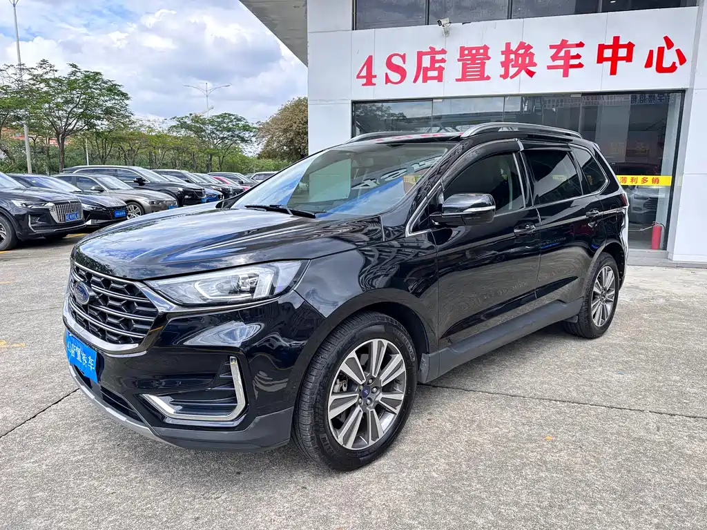 Ford Edge 2021 — фото 1