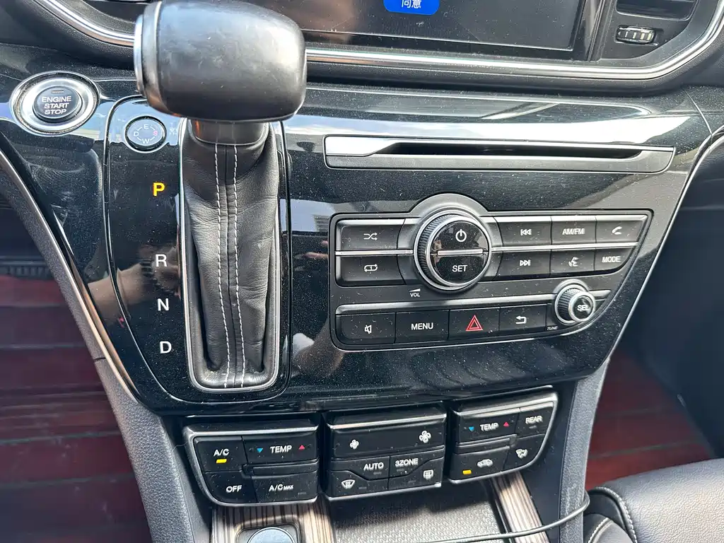 GAC Motor Trumpchi M8 2019 — фото 9