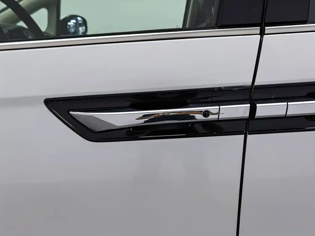 Honda Elysion 2018 — фото 18