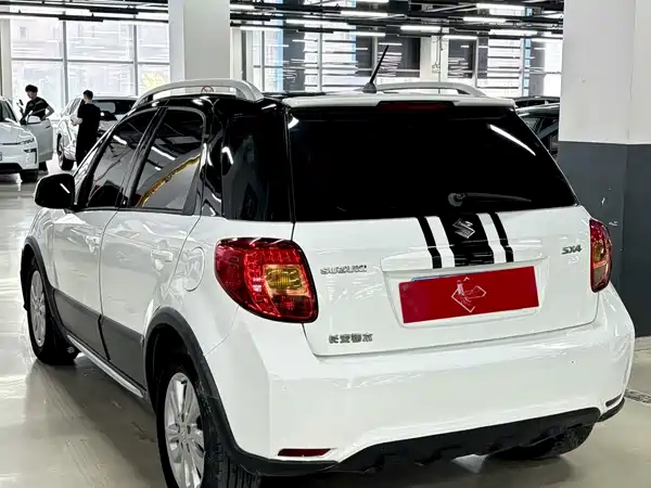 Suzuki Karma 2013