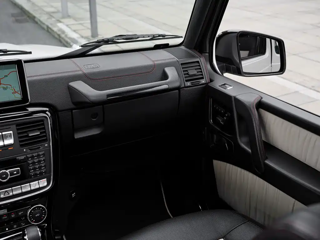 Mercedes-Benz G-Class 2016 — фото 8