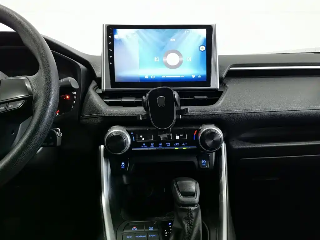 Toyota Wildlander 2023 — фото 12