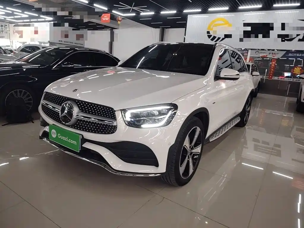 Mercedes-Benz GLC 2022 — фото 1