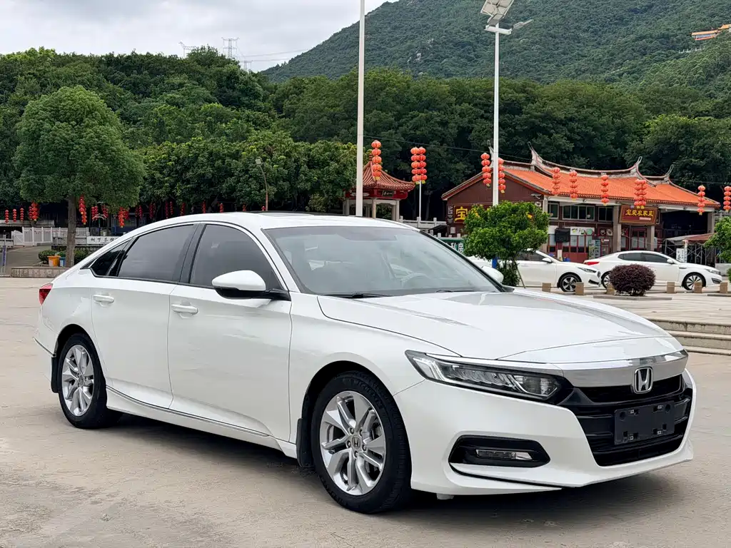 Honda Accord 2019 — фото 3