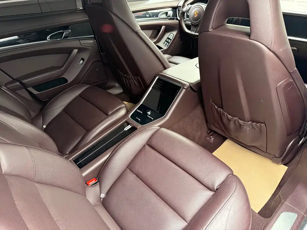 Porsche Panamera 2016 — фото 16