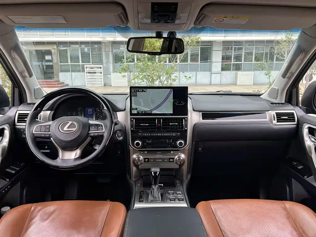 Lexus GX 2015 — фото 19