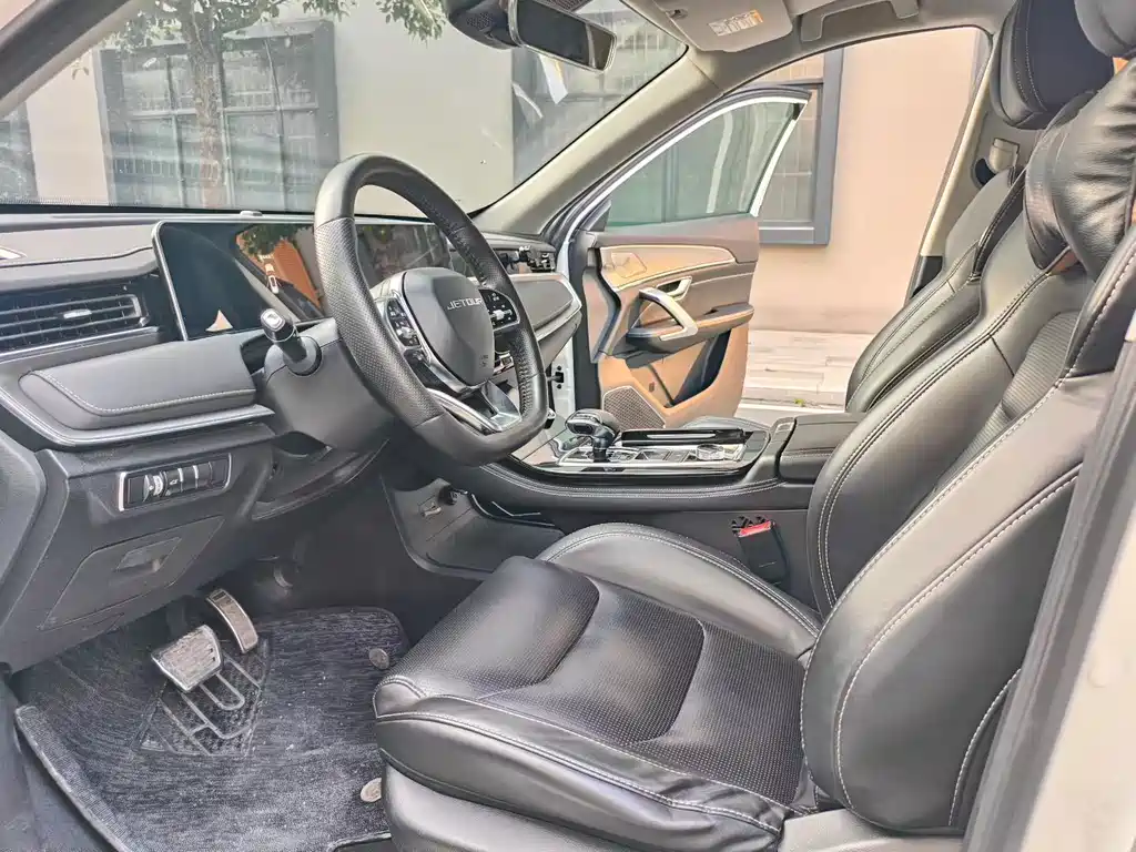 Jetour X70 PLUS 2021