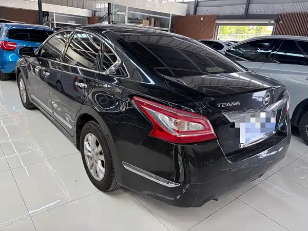 Nissan Teana 2015