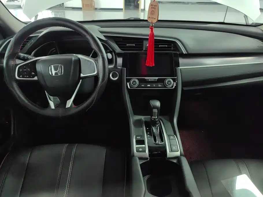 Honda Civic 2016 — фото 12