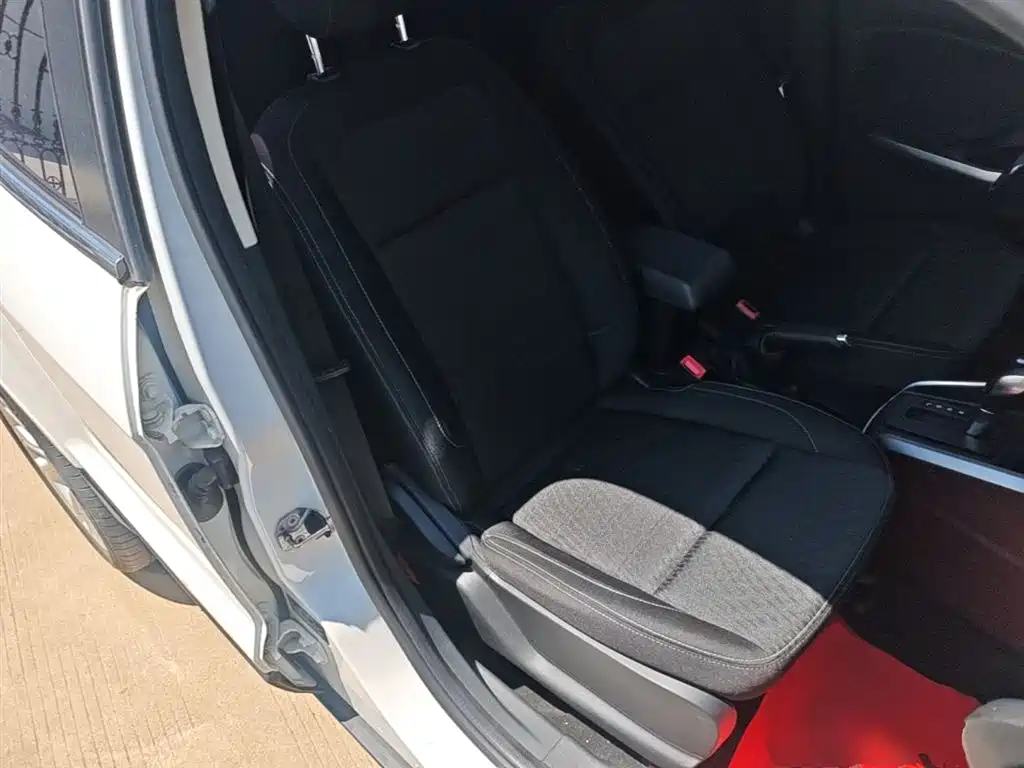 Ford Ecosport 2018 — фото 25