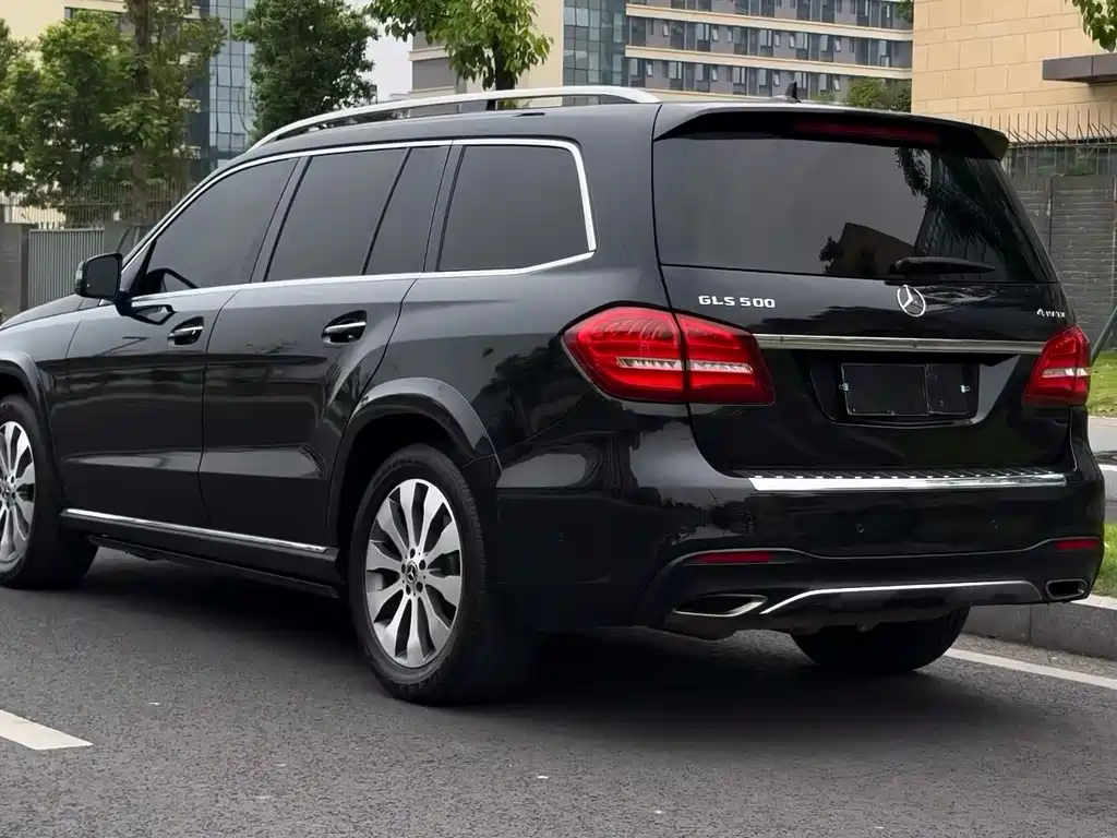 Mercedes-Benz GLS 2018 — фото 16