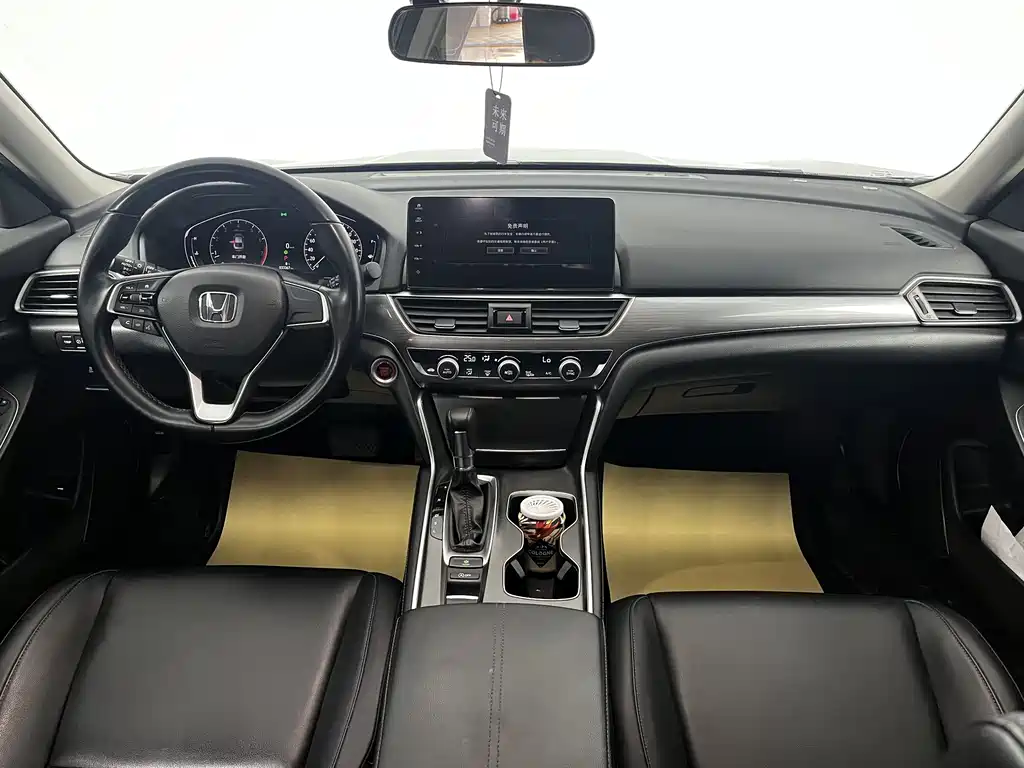 Honda Accord 2021 — фото 11