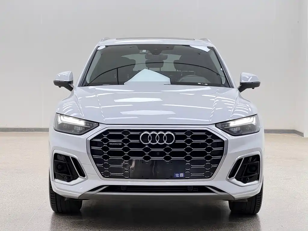Audi Q5L 2023 — фото 2