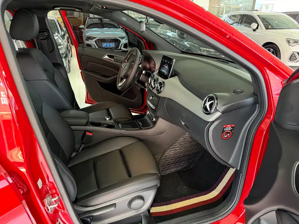 Mercedes-Benz B-Class 2018 — фото 9