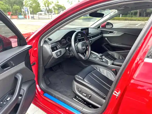 Audi A4L 2018