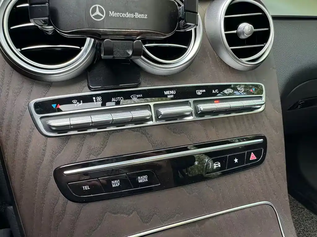 Mercedes-Benz GLC 2021 — фото 11