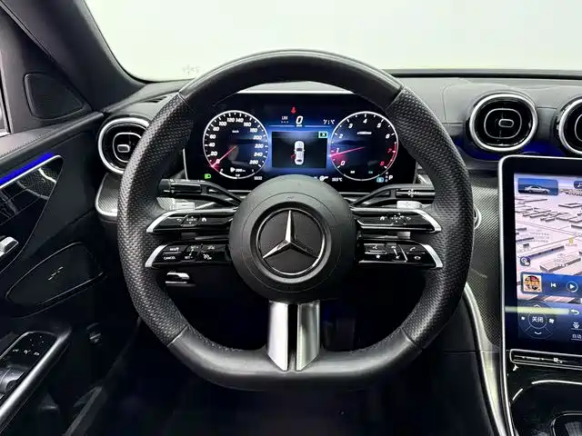Mercedes-Benz C-Class 2023 — фото 7