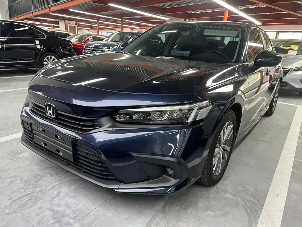 Honda Civic 2024 — фото 1