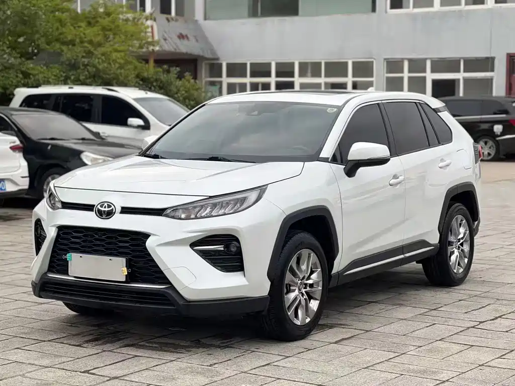 Toyota Wildlander 2022 — фото 1
